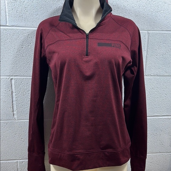 “PINK” burgun and black patterned 
Quarter zip long sleeve top​​​​​ - Picture 2 of 10